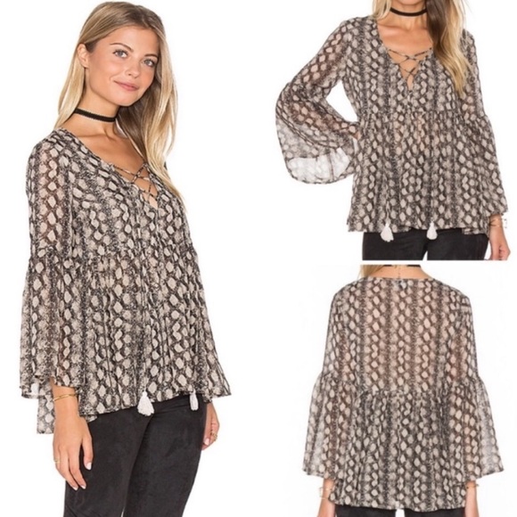 SHOW ME YOUR MUMU Post Tie Ruffle Top Size Small Snake Print - Picture 7 of 7